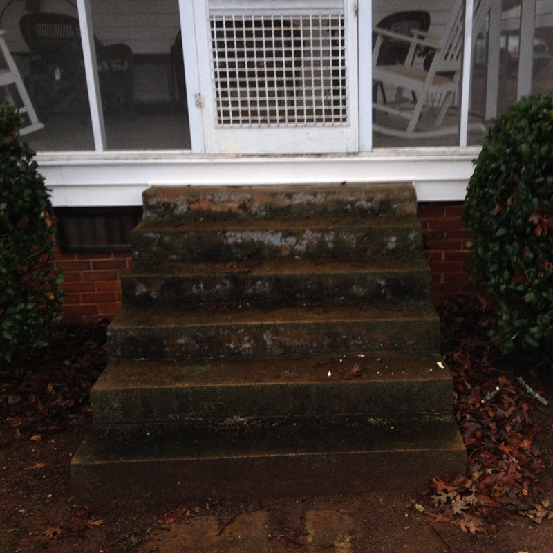 concrete-steps-cleaning-before